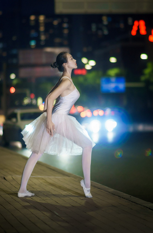 杨瀚森比赛阅读能力提升快速判断局势，杨瀚儒简介