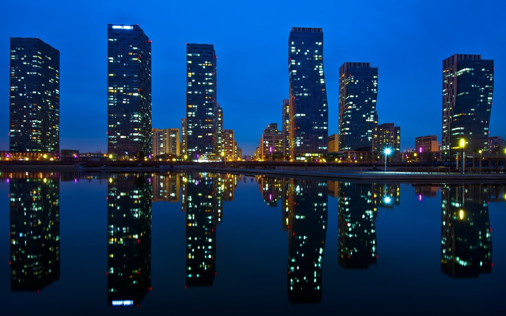 中国足球国家队总结高强度密集赛程应对经验,最新中国足球队