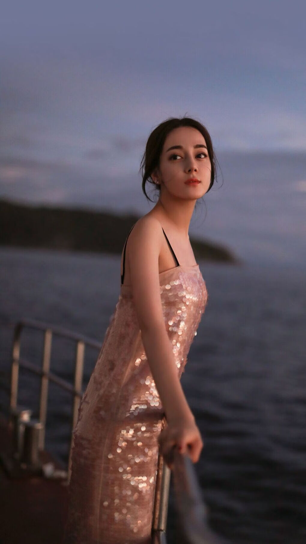 基：全黑队防守端的“专职拦截员”，他总能在最需要的时刻做出关键动作