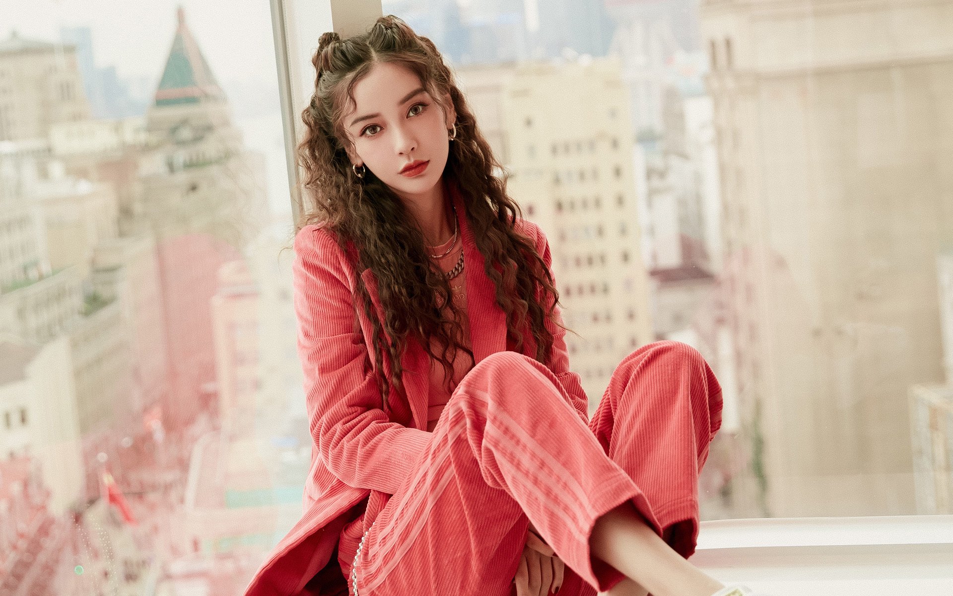 女子篮球青年队加强身体对抗训练提升强度，青少年女子篮球队